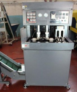 Полуавтоматическая установка для выдува ПЭТ QCS-D-1500